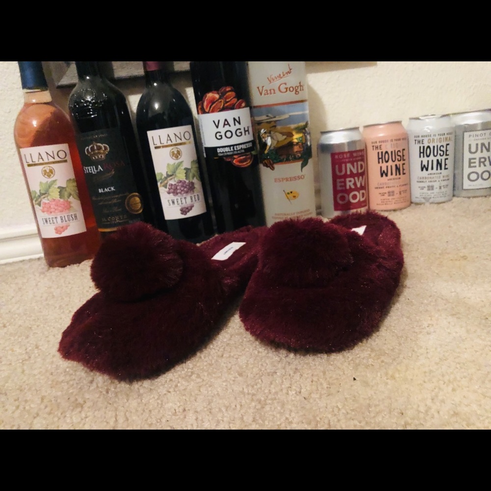 Slippers - Picture 2 of 2